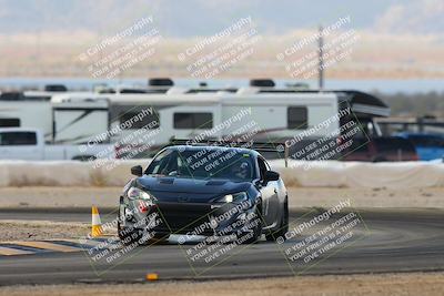 media/Jan-26-2025-SCCA SD (Sun) [[bcf61ed115]]/4-Women Novice/Session 2 (Turn 2)/